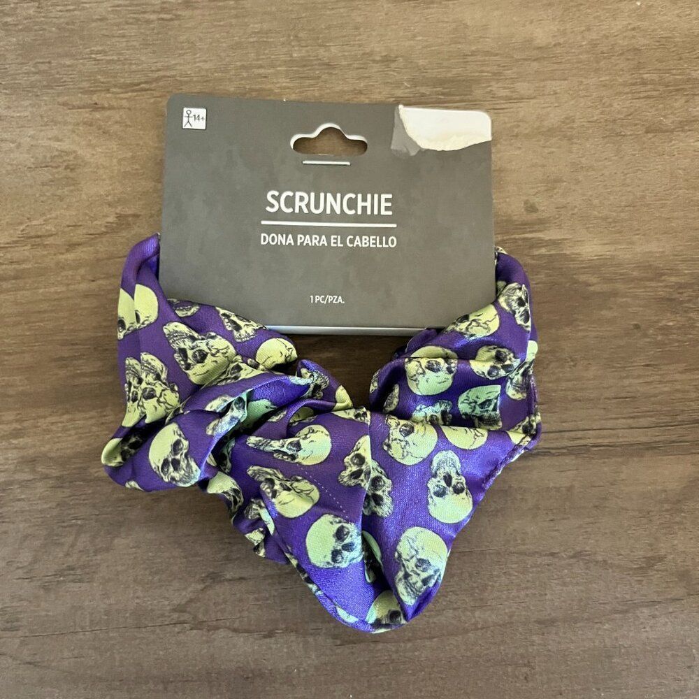 NEW Halloween Scrunchies NWT - Picture 7 of 8